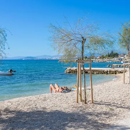 Family Friendly Seaside Podstrana, Split - 13725 Apartment
