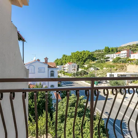 Family Friendly Seaside Podstrana, Split - 13725 Apartament *