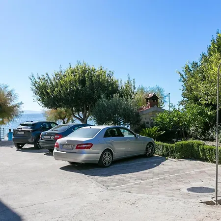 Family Friendly Seaside Podstrana, Split - 13725 * Podstrana