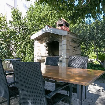 Family Friendly Seaside Podstrana, Split - 13725 Apartment Podstrana
